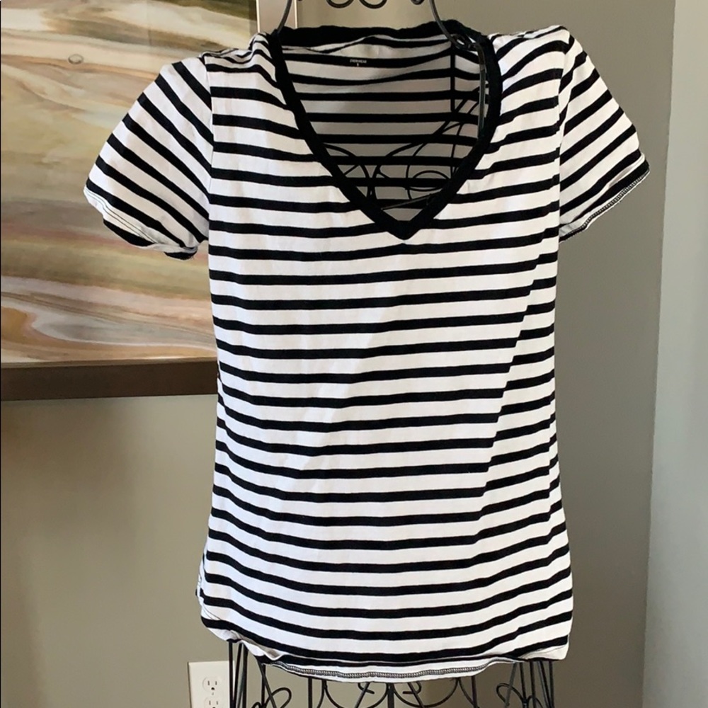 Black and white striped t-shirt